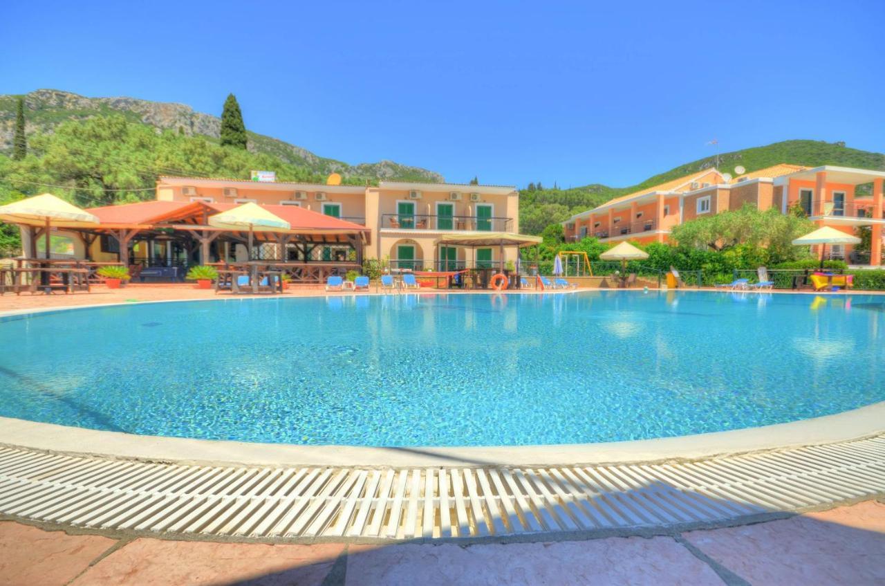 Mermaid Pool Studios And Bar Paleokastritsa Exterior foto