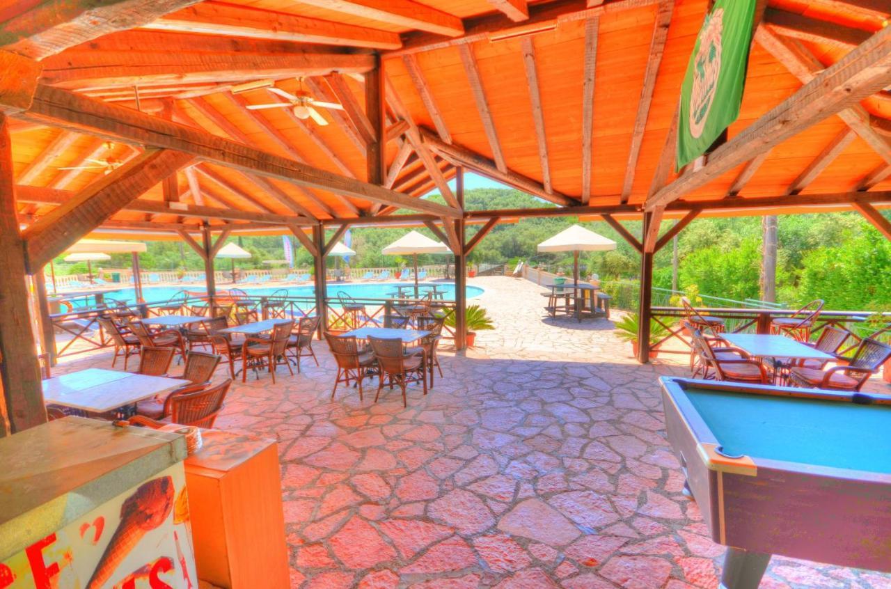 Mermaid Pool Studios And Bar Paleokastritsa Exterior foto
