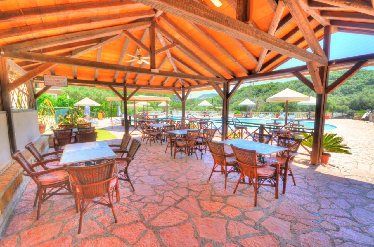 Mermaid Pool Studios And Bar Paleokastritsa Exterior foto